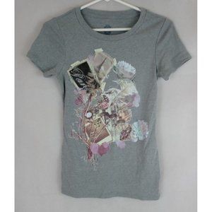 Bandolinoblu Women's Gray T-Shirt With Floral Paris Feather Designs Size Small